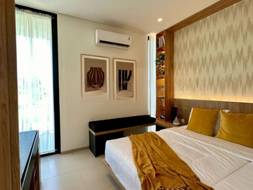 Rumah Central Park MERR 3 Modern Baru Mewah Free Biaya2 DP 0% Dekat Raya MERR Rungkut Pondok Tjandra