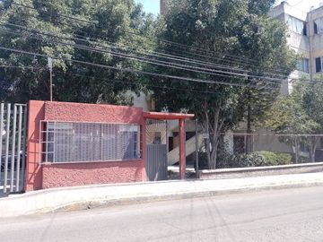 DEPARTAMENTO EN VENTA CERCA DEL PALACIO MUNICIPAL
