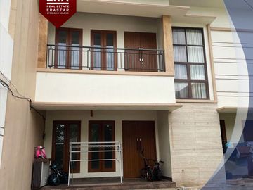Rumah di Dalam Cluster Jl. Duren Tiga Selatan, Jakarta Selatan