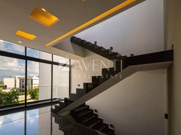 Casa en Venta, La Laguna I Residencial, Cancún Quintana Roo.