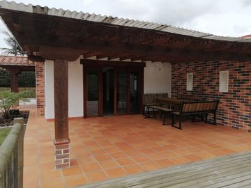 RIONEGRO ANTIOQUIA - SECTOR QUIRAMA - FINCA EN VENTA