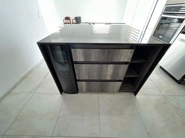 VENTA EXCLUSIVA CASA DE AUTOR, UBICADA EN ESQUINA, CON EXCEDENTE TERRENO, ESPECTACULAR VISTA  EN ZIBATÁ-QUERÉTARO JF