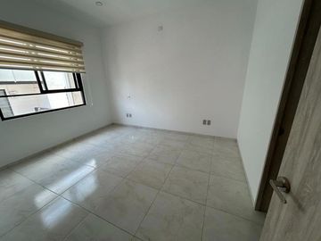 VENTA EXCLUSIVA CASA DE AUTOR, UBICADA EN ESQUINA, CON EXCEDENTE TERRENO, ESPECTACULAR VISTA  EN ZIBATÁ-QUERÉTARO JF