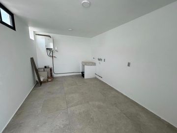 VENTA EXCLUSIVA CASA DE AUTOR, UBICADA EN ESQUINA, CON EXCEDENTE TERRENO, ESPECTACULAR VISTA  EN ZIBATÁ-QUERÉTARO JF