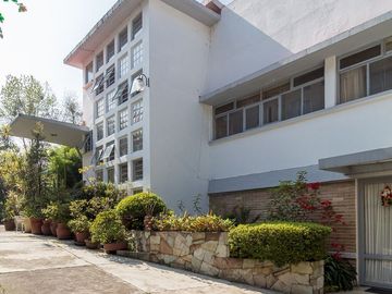 Casa en venta como terreno en Tlalpan centro