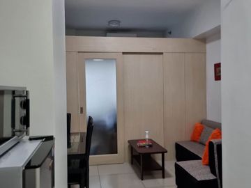 1-Bedroom with Balcony Fully Furnished Unit in SMDC Jazz Residences, Makati FOR SALE