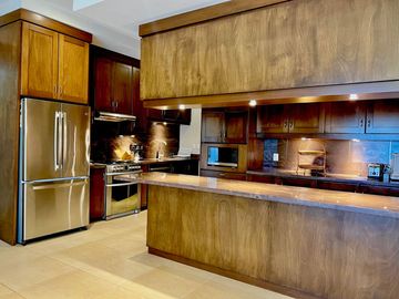 ¡SE VENDE! PENTHOUSE EN TORRE SOLARA 180M²