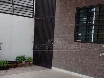 Casa En Venta La Encomienda, Escobedo (Con Alberca)
