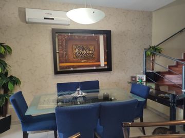 Casa En Venta La Encomienda, Escobedo (Con Alberca)