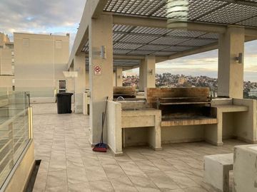 SE VENDE DEPARTAMENTO CON HERMOSA VISTA JARDIN DEL MAR 2 DOR 2 BAÑOS EST UF 4.000 VIÑA DEL MAR
