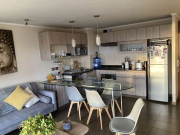 SE VENDE DEPARTAMENTO CON HERMOSA VISTA JARDIN DEL MAR 2 DOR 2 BAÑOS EST UF 4.000 VIÑA DEL MAR