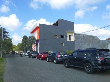 Dijual Rumah Usaha Lokasi Delta Raya Deltasari Sidoarjo