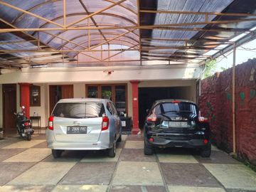 Rumah Murah Tanah 923 M2 di Veteran Pesanggrahan 9,5 M Nego