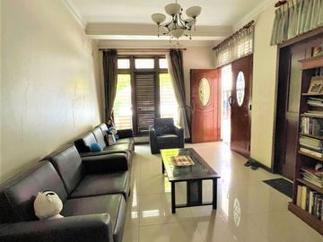 1. Rumah Siap Huni di Jl. Kesehatan, Bintaro, Jaksel