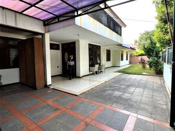 1. Rumah Siap Huni di Jl. Kesehatan, Bintaro, Jaksel