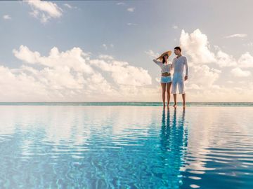 Departamento con vistas al mar y a la marina, muelle, golf, marina en venta en Puerto Cancún.