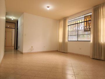 DEPARTAMENTO EN VENTA –PRIMER PISO-  URB.EL CHIPE -PIURA