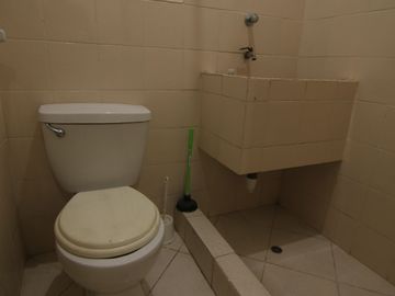 DEPARTAMENTO EN VENTA –PRIMER PISO-  URB.EL CHIPE -PIURA