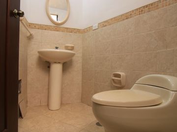 DEPARTAMENTO EN VENTA –PRIMER PISO-  URB.EL CHIPE -PIURA