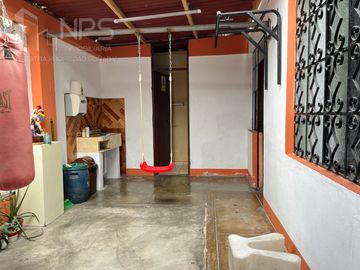 VENDO CASA EN ESQUINA CERCA DE MINKA - CALLAO