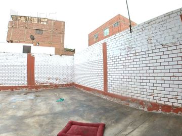 VENDO CASA EN ESQUINA CERCA DE MINKA - CALLAO