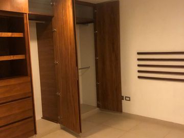 RENTA DE DEPARTAMENTO AMUEBLADO CON ELEVADOR EN ZONA NORTE.