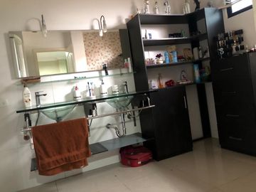 Venta de casa en la Urbanización Estancias del Río en la Vía Samborondón.