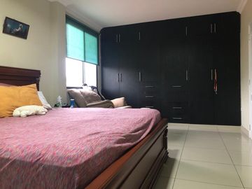 Venta de casa en la Urbanización Estancias del Río en la Vía Samborondón.
