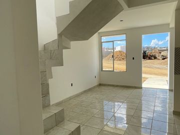 VENTA DE HERMOSAS Y CONFORTABLES CASAS NUEVAS