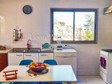 Se vende Hermosa parcela con casa en  condominio en sector Alhue, Curacaví.