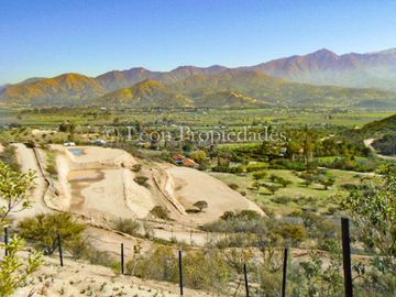 Se vende Hermosa parcela con casa en  condominio en sector Alhue, Curacaví.