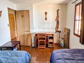 Se vende Hermosa parcela con casa en  condominio en sector Alhue, Curacaví.