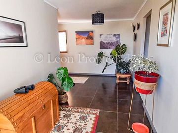 Se vende Hermosa parcela con casa en  condominio en sector Alhue, Curacaví.