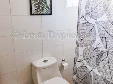Se vende Hermosa parcela con casa en  condominio en sector Alhue, Curacaví.