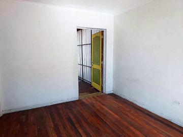 Vende Casa a Pasos del Centro