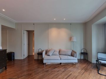 For Lease: Fully furnished 1 Bedroom w/ Parking | Amorsolo Square Rockwell Makati