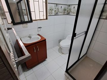 VENTA DE CASA DE 120 M2 EN EL SECTOR DE VILLANUEVA, MANIZALES CALDAS