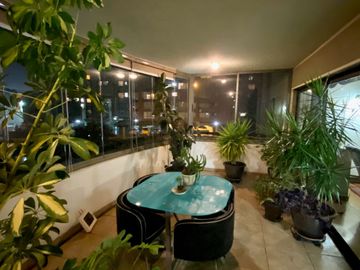 Venta amplio y exclusivo departamento