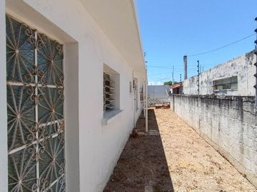 VENTA DE PROPIEDAD PARA OFICINAS EN EL FRACCIONAMIENTO CAMPESTRE, CHETUMAL