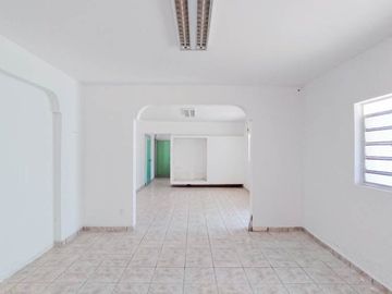 VENTA DE PROPIEDAD PARA OFICINAS EN EL FRACCIONAMIENTO CAMPESTRE, CHETUMAL