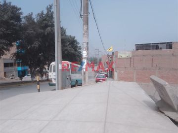 Se Vende 160 M2, Esquina Y Parque. Las Terrazas De Caraponguillo