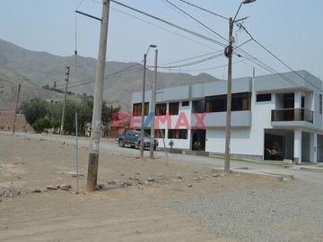 Se Vende 160 M2, Esquina Y Parque. Las Terrazas De Caraponguillo