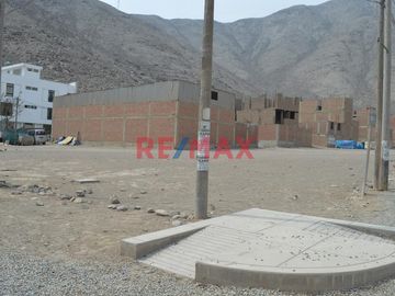 Se Vende 160 M2, Esquina Y Parque. Las Terrazas De Caraponguillo