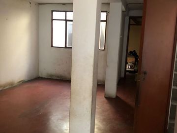 OCASIÓN!!! SE REMATA CASA COMO TERRENO DE 2 PISOS + AZOTEA- SJL