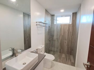 FOR SALE: 6BR House and Lot in Greenwoods Executive Village, Pasig City | 1DS-079