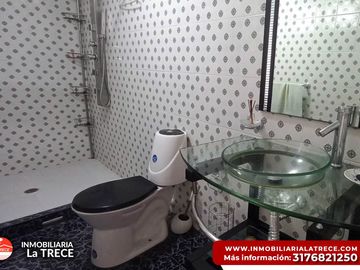 Se vende casa amplia 2 pisos en Buga-valle, Barrio La Concordia