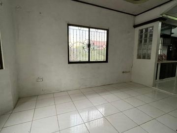 BUNGALOW HOUSE FOR SALE LOCATED AT BACOLOR NEAR TELABASTAGAN AND FRIENDSHIP HWY