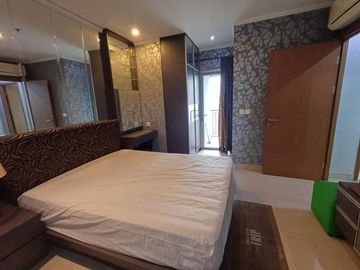 For Rent 3 Bedrooms Apartment Size 120sqm at Sahid Sudirman Residence, Jakarta Selatan