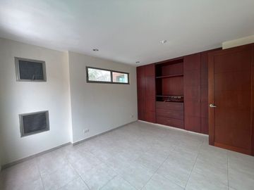 Casa Multifamiliar en Venta, Villa Campestre