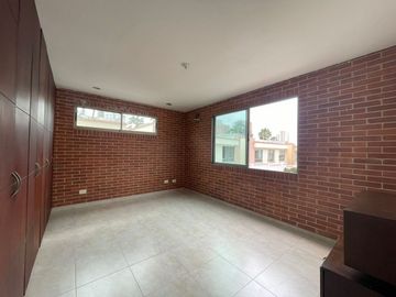 Casa Multifamiliar en Venta, Villa Campestre